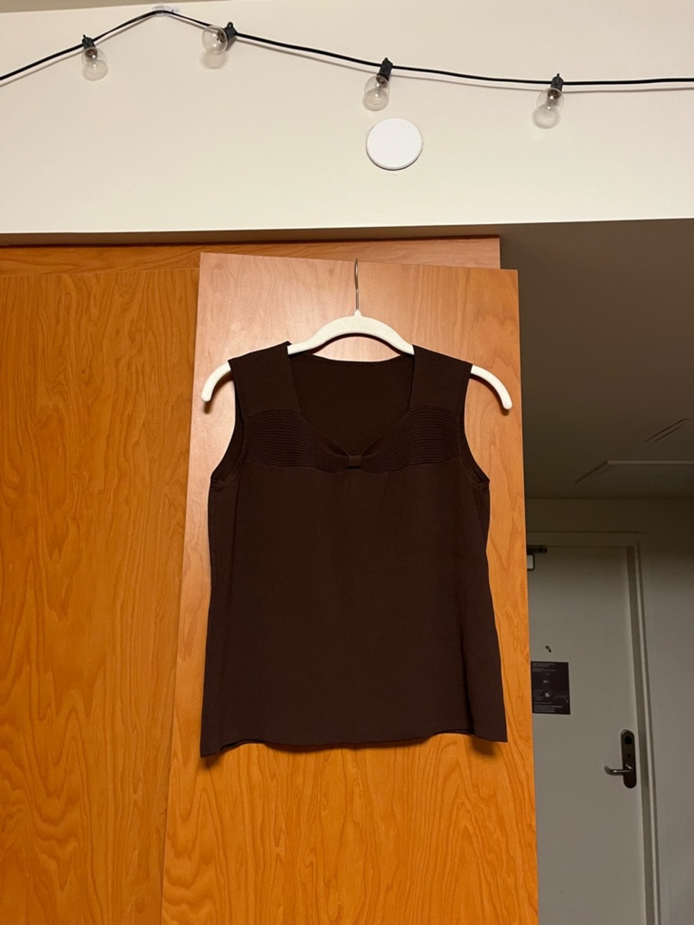Sleeveless Brown Women’s Knit Tank Top